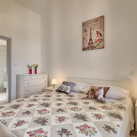 Montreo Tatil Evi